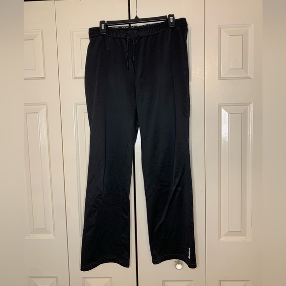 Women’s Black Reebok Fleece-Lined Sweatpants - Picture 1 of 5